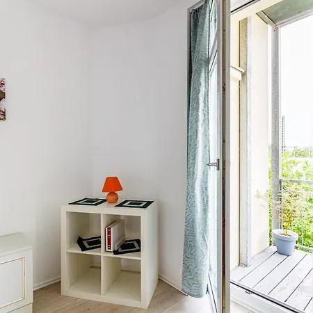 Gemuetliches Zuhause 2-zimmer-ferienwohnung Mit Geschirrspueler & Balkon Fuer Bis Zu 4 Personen Apartman *