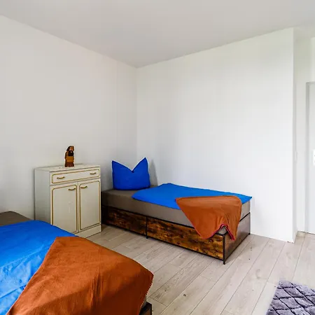 Lejlighed Gemuetliches Zuhause 2-zimmer-ferienwohnung Mit Geschirrspueler & Balkon Fuer Bis Zu 4 Personen